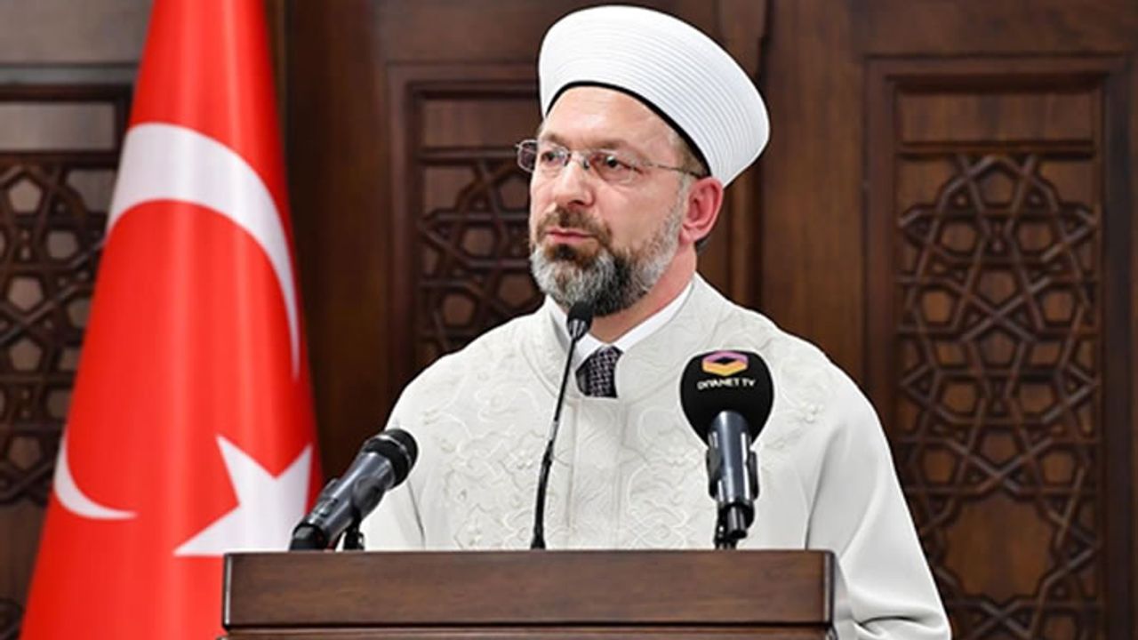 Diyanet İşleri Başkanı Erbaş'tan camide korsan yayına sert tepki