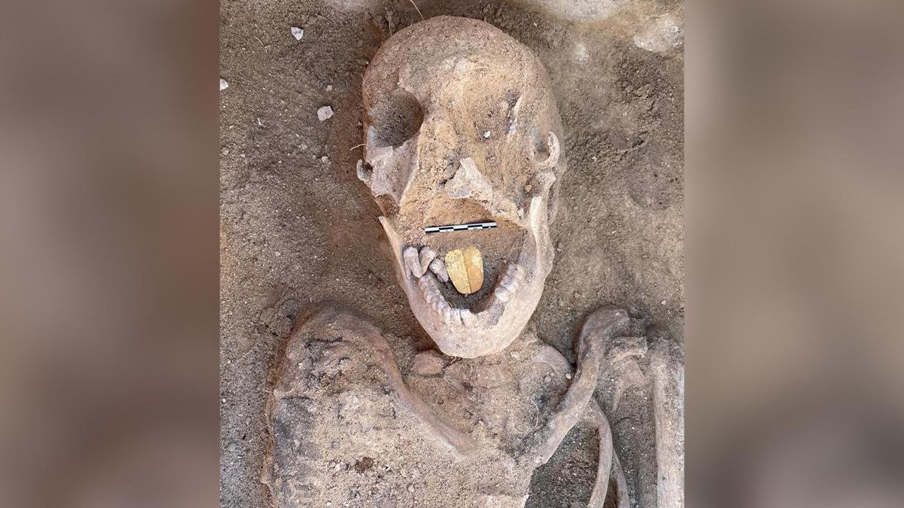 Mısır'da arkeologlar gördüklerine inanamadı! Kazı sırasında ışıl ışıl parladı