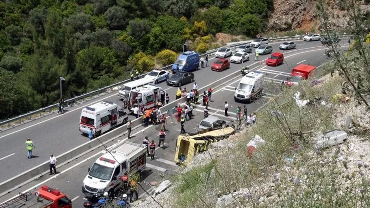 İzmir'de 24 kişinin öldüğü kazada araç sahibine 18 yıl 9 ay hapis