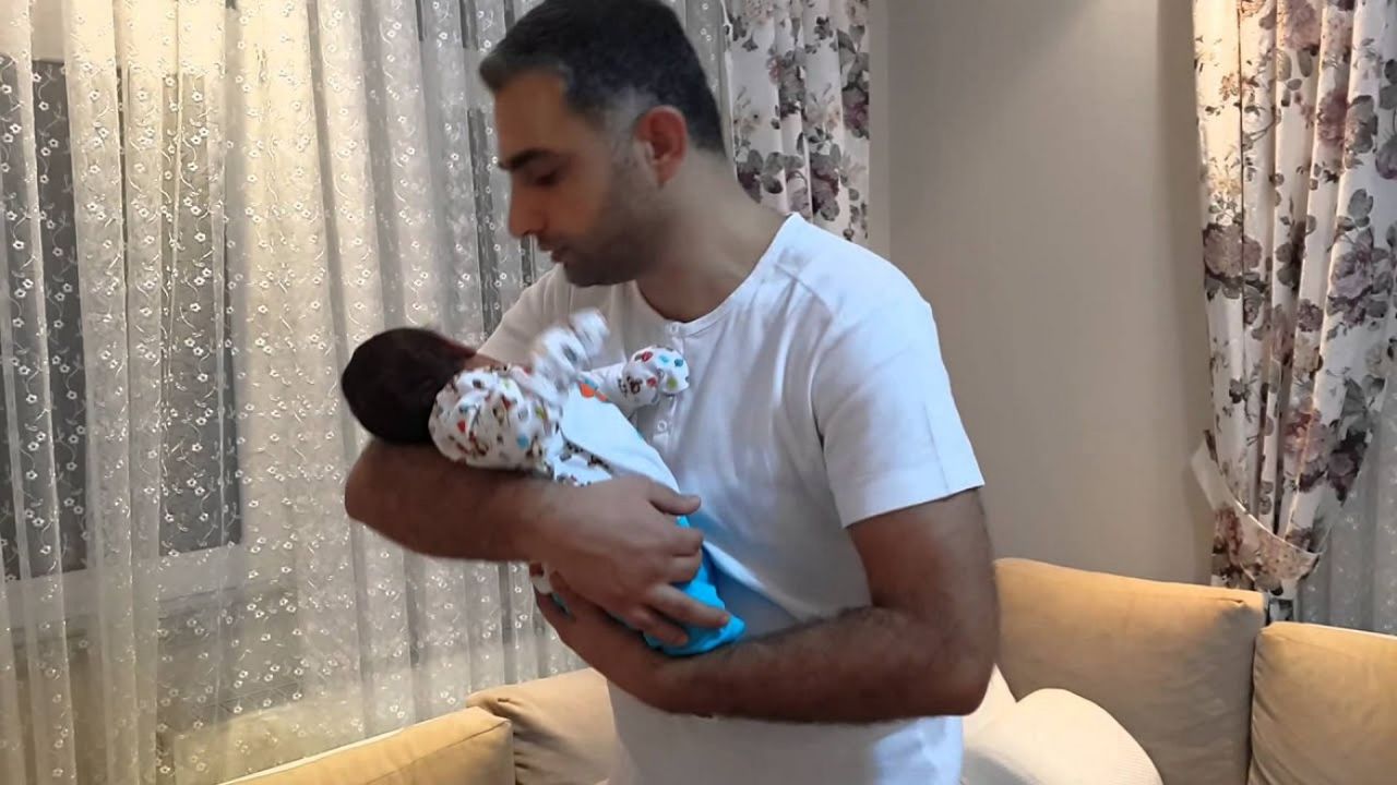 Çocuğa isim nasıl konulur? Bebeğin kulağına ezan okuma! Diyanet