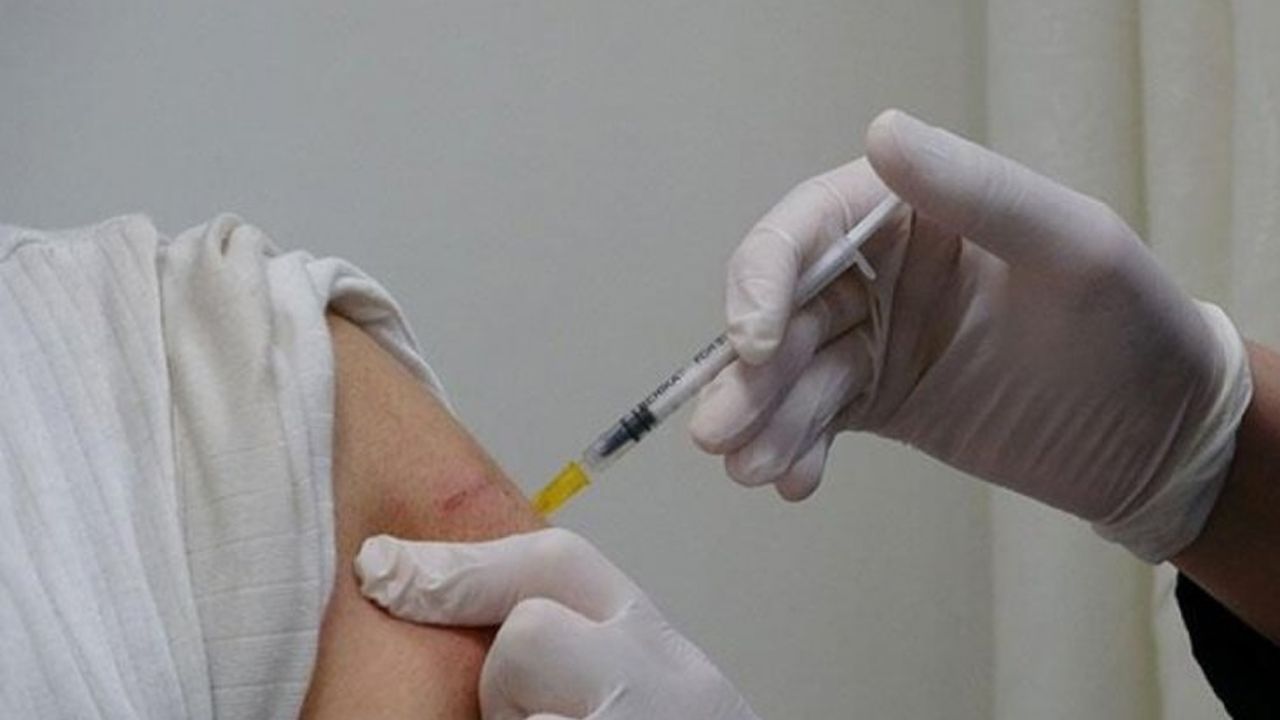 Kovid-19 aşısı olmayanların ölüm riski 11 kat daha fazla