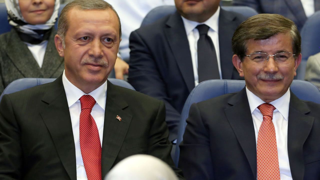 İttifak hamlesi mi? Erdoğan'dan Davutoğlu'na sürpriz davet