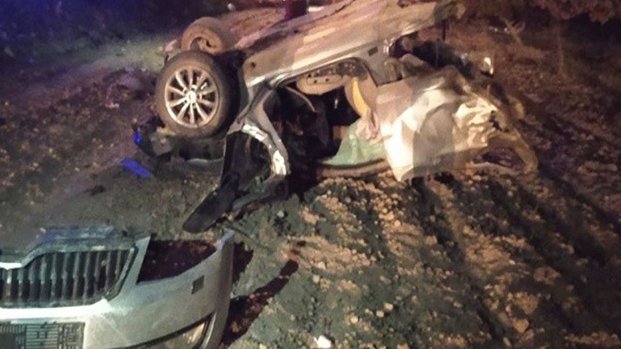 Şarampole devrilen araçta 2 kişi hayatını kaybetti