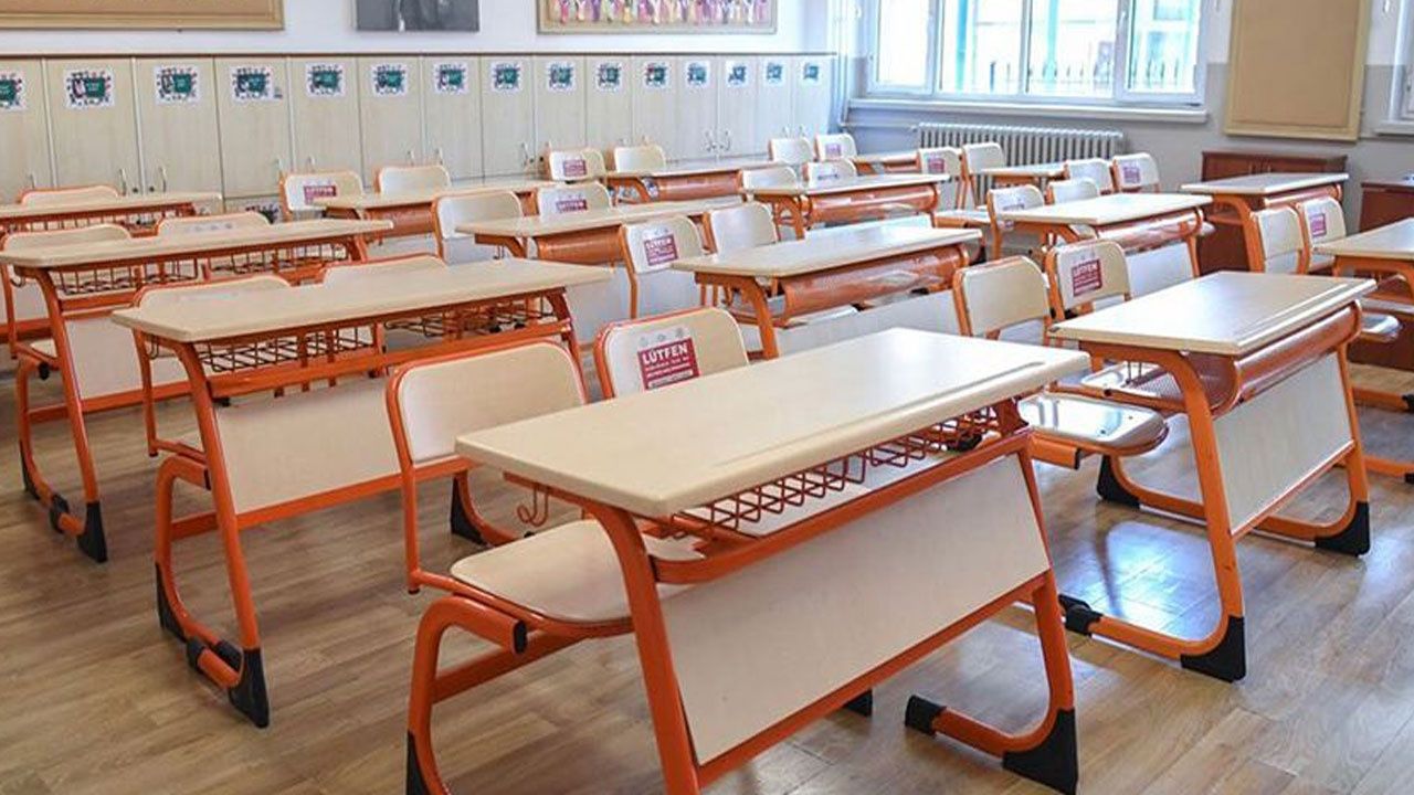 'Kız-erkek ayrı otursun' talimatı veren okul müdürü için 5 gün sonra flaş karar