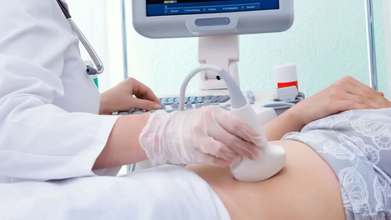 Anne karnındaki bebeğin ultrason görüntüsü, ilk kez görenleri ürküttü! Kalbi olan bakmasın