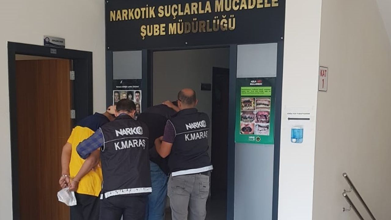 Kahramanmaraş'ta zehir tacirlerine operasyon! 2 tutuklama