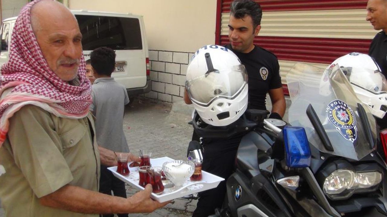 Şanlıurfa’da polis operasyonunda çay servisi