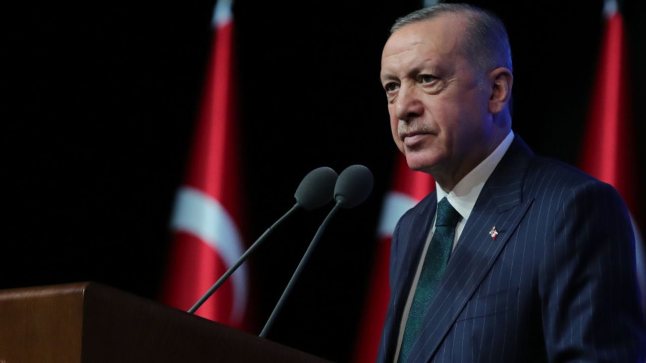 Erdoğan duyurdu: 2 ülkeye daha kimlikle seyahat dönemi başlıyor