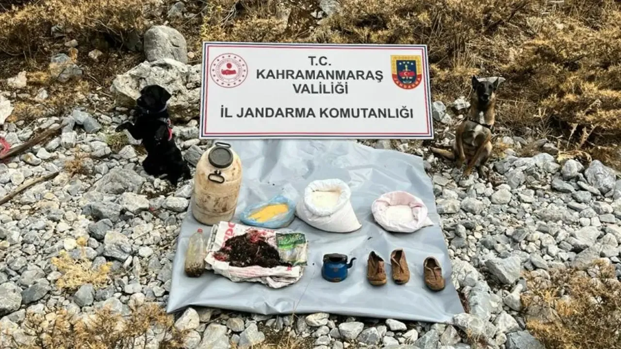 Kahramanmaraş'ta PKK'lılara ait yaşam malzemesi ele geçirildi