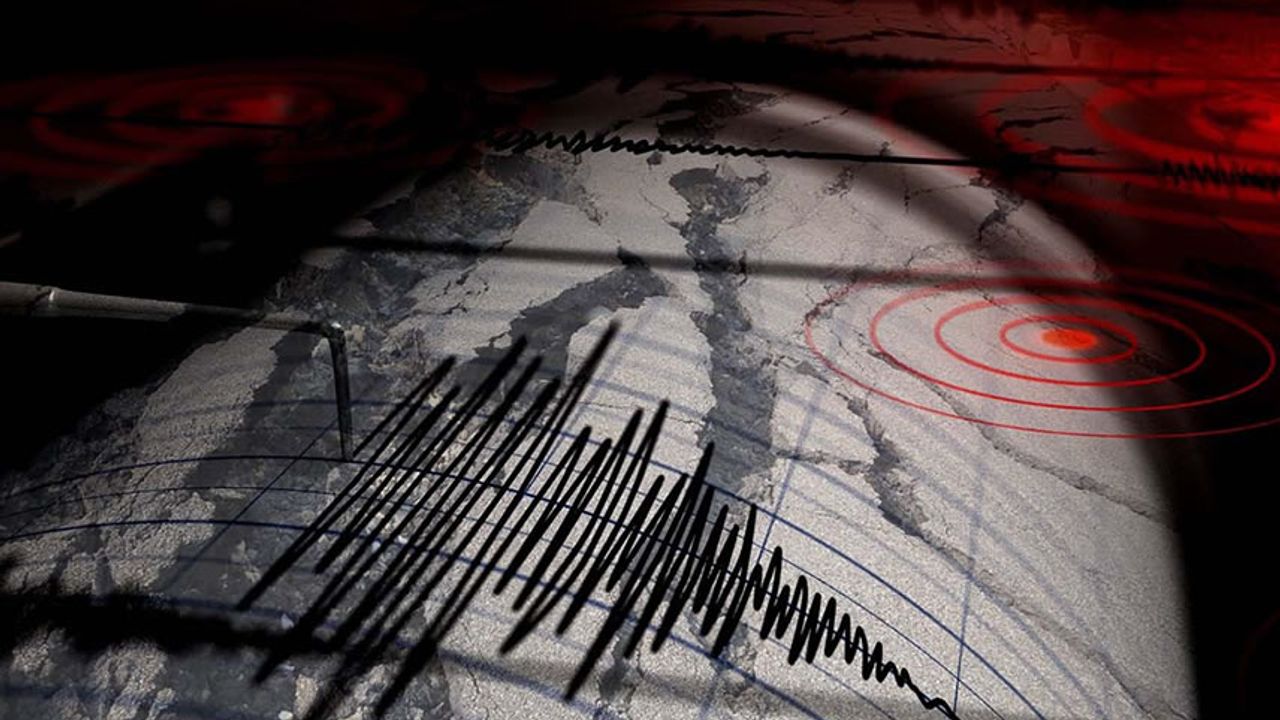 Ege Denizi'nde 4.7 büyüklüğünde deprem meydana geldi!