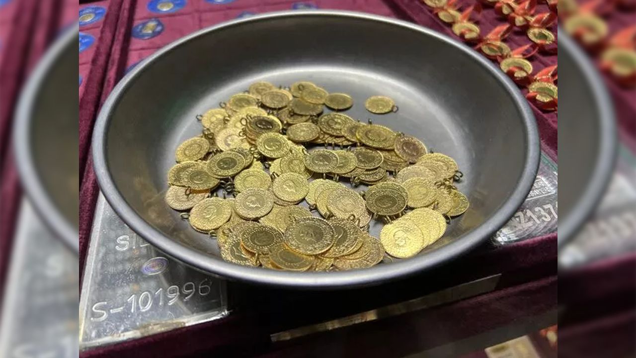 Gram altın fiyatları durmuyor! Kuyumcular bile şaşırıyor: 'Artık 10 lira birden...'