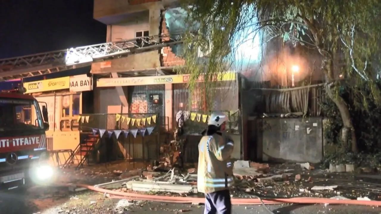 İstanbul'da ev sahibiyle tartışan kiracı evi yaktı!