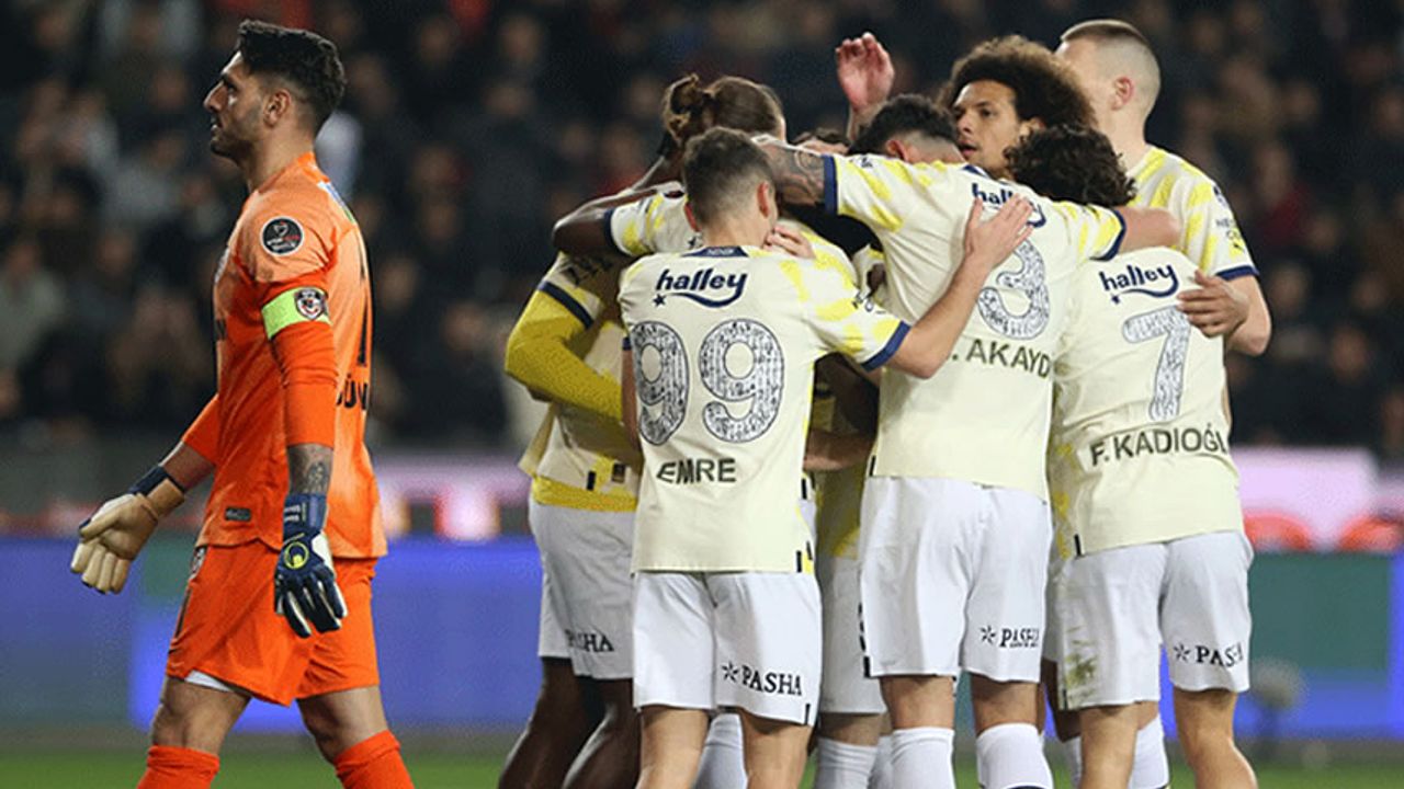 Valencia ipten aldı! Gaziantep FK - Fenerbahçe maç sonucu: 1-2