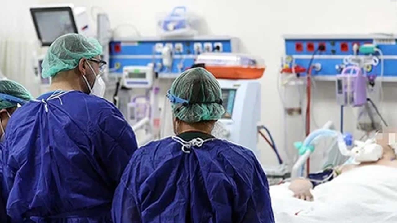 Sağlık sistemi alarm veriyor: Hastalar saatlerce bekletiliyor
