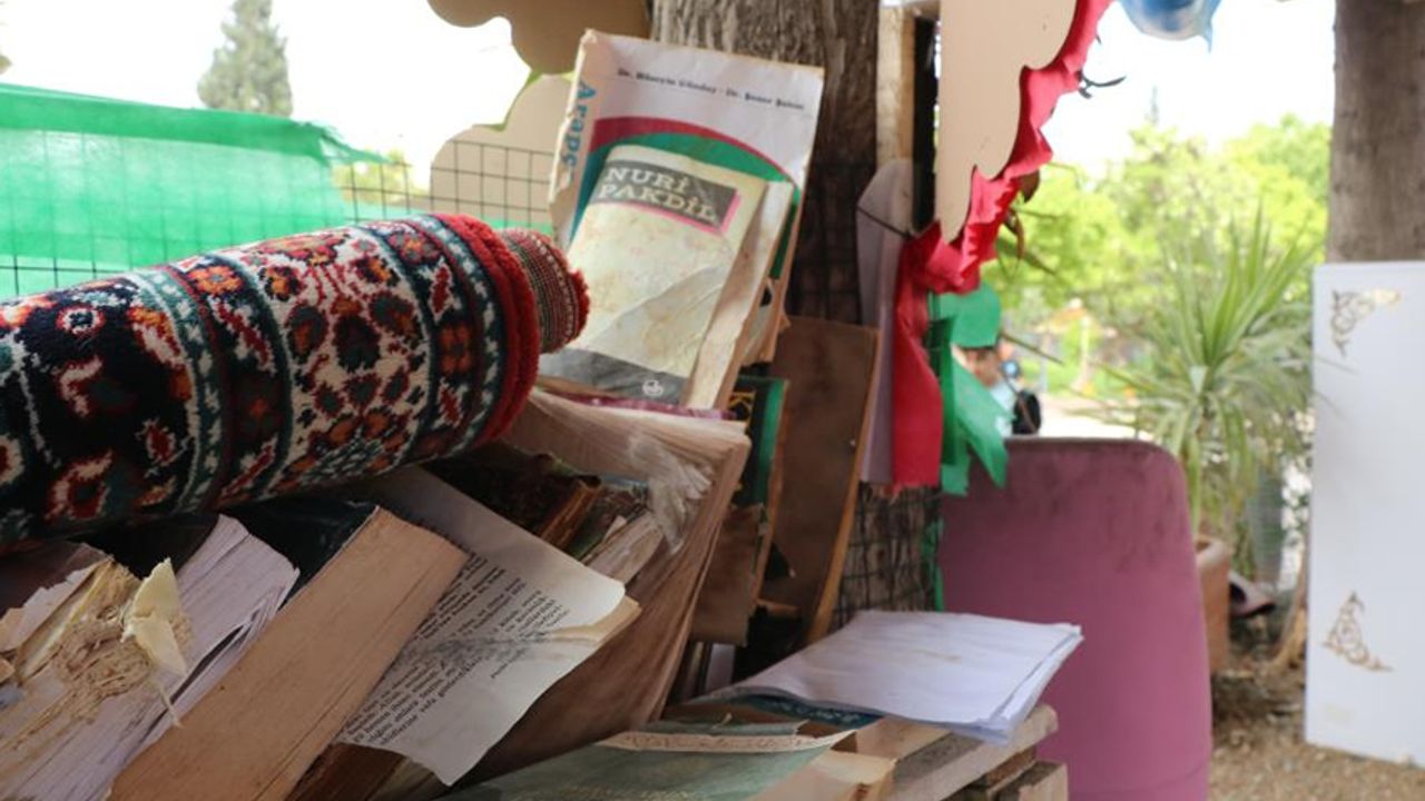 Kahramanmaraş'ta enkazlardan toparlanan eşyalarla ‘Enkaz kafe’ açıldı