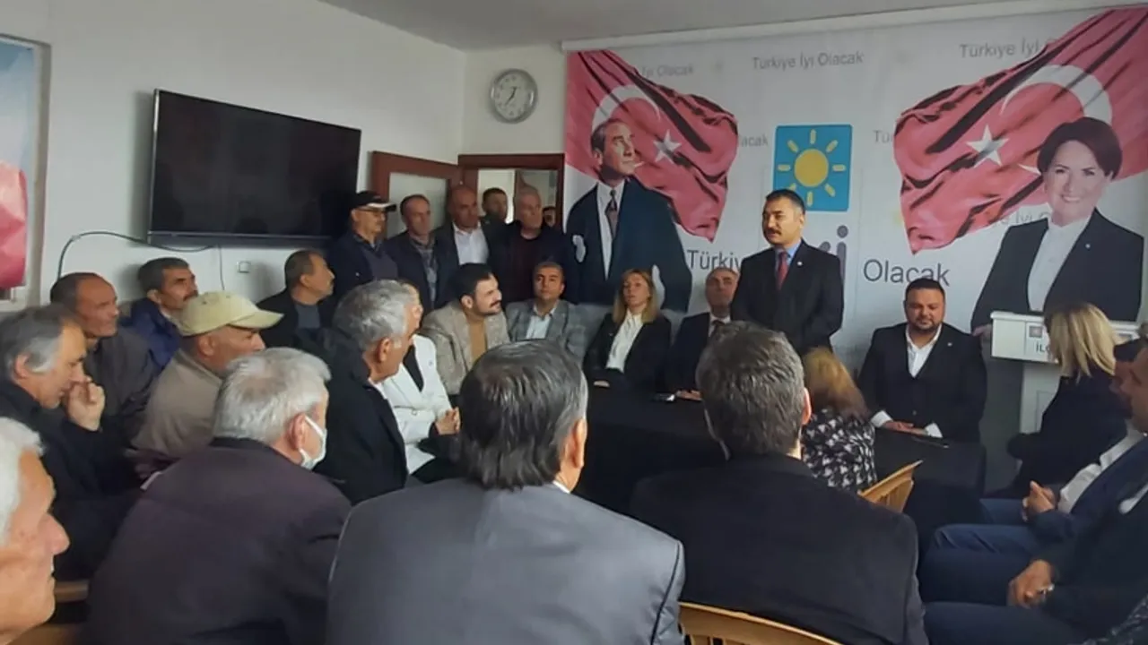 İYİ Parti Kahramanmaraş Milletvekili adaylarından Andırın İlçe Başkanlığına ziyaret