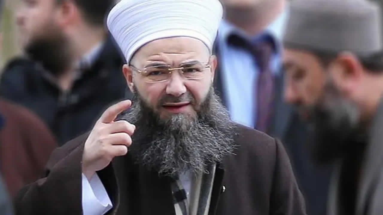 Cübbeli Ahmet muhalefeti ''cehenneme davetiye çıkarmakla'' suçladı