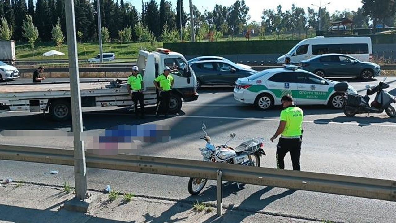 Motosiklet kamyon ile bariyer arasına sıkıştı: 1 ölü, 1 yaralı