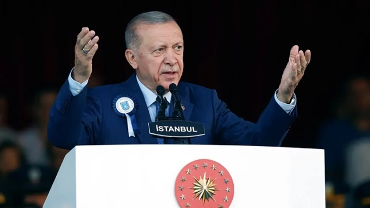 Kulisler bu iddiayı konuşuyor: Erdoğan, 14 başdanışmanıyla yollarını ayırdı