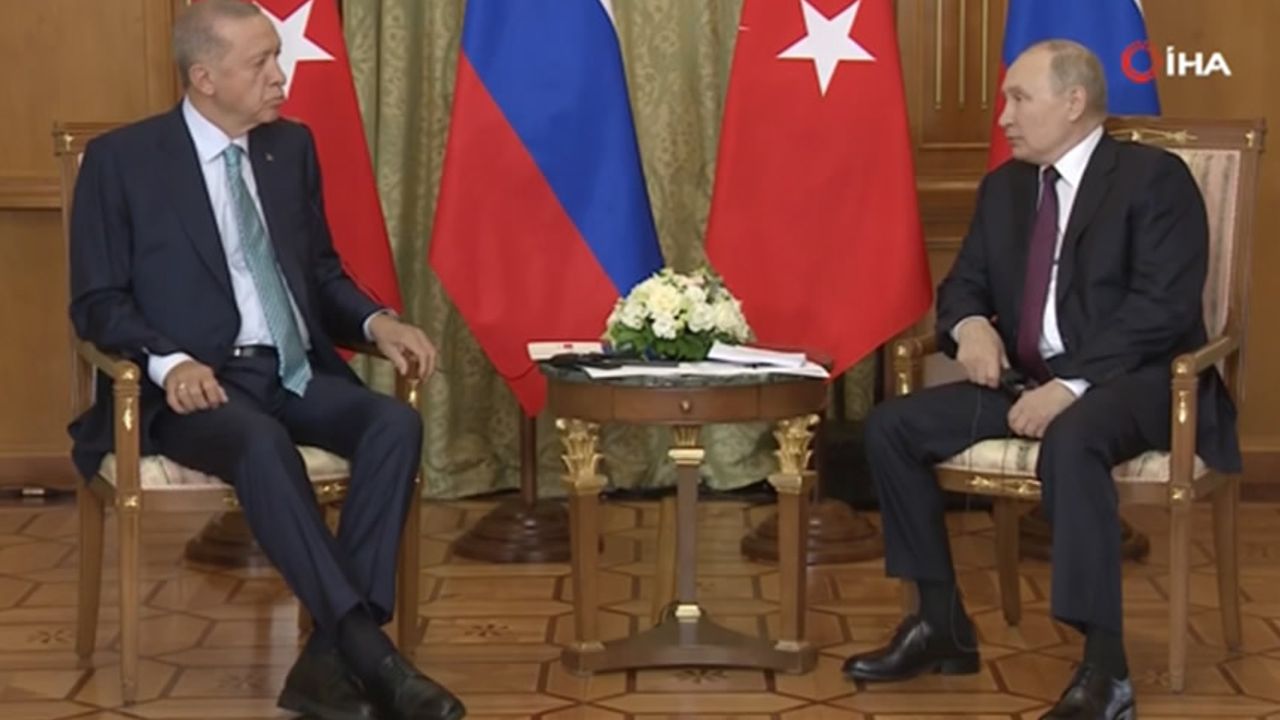 Cumhurbaşkanı Erdoğan Soçi'de Putin'le görüştü