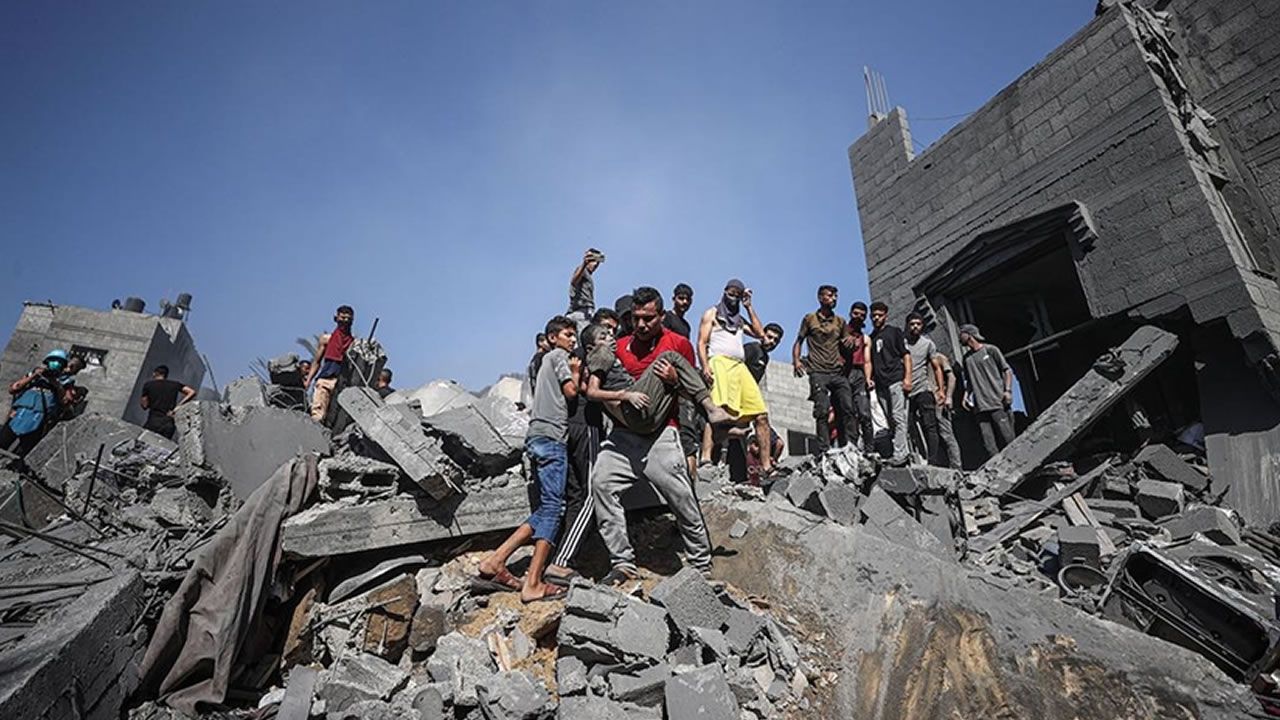 İsrail, son 24 saatte Gazze’ye 250'den fazla hava saldırısı düzenledi