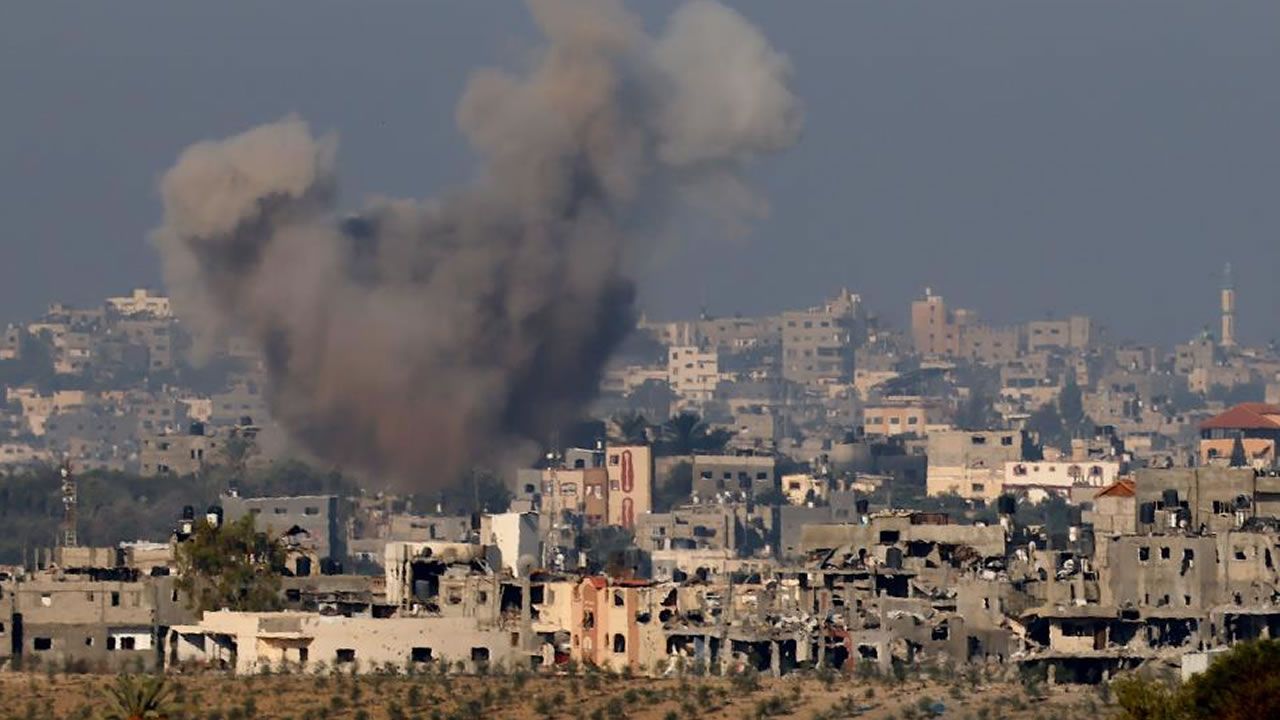 İsrail, Gazze'de gece boyu 100'den fazla noktayı vurdu
