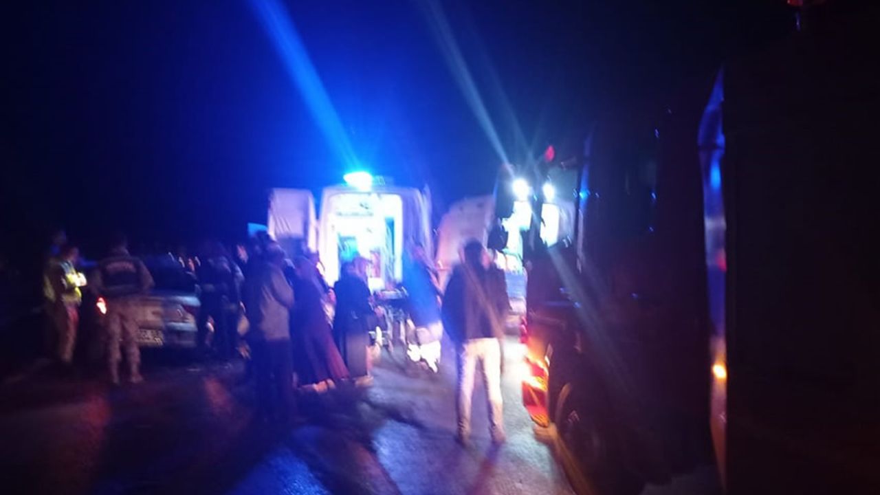 Van’da trafik kazası: 10 yaralı