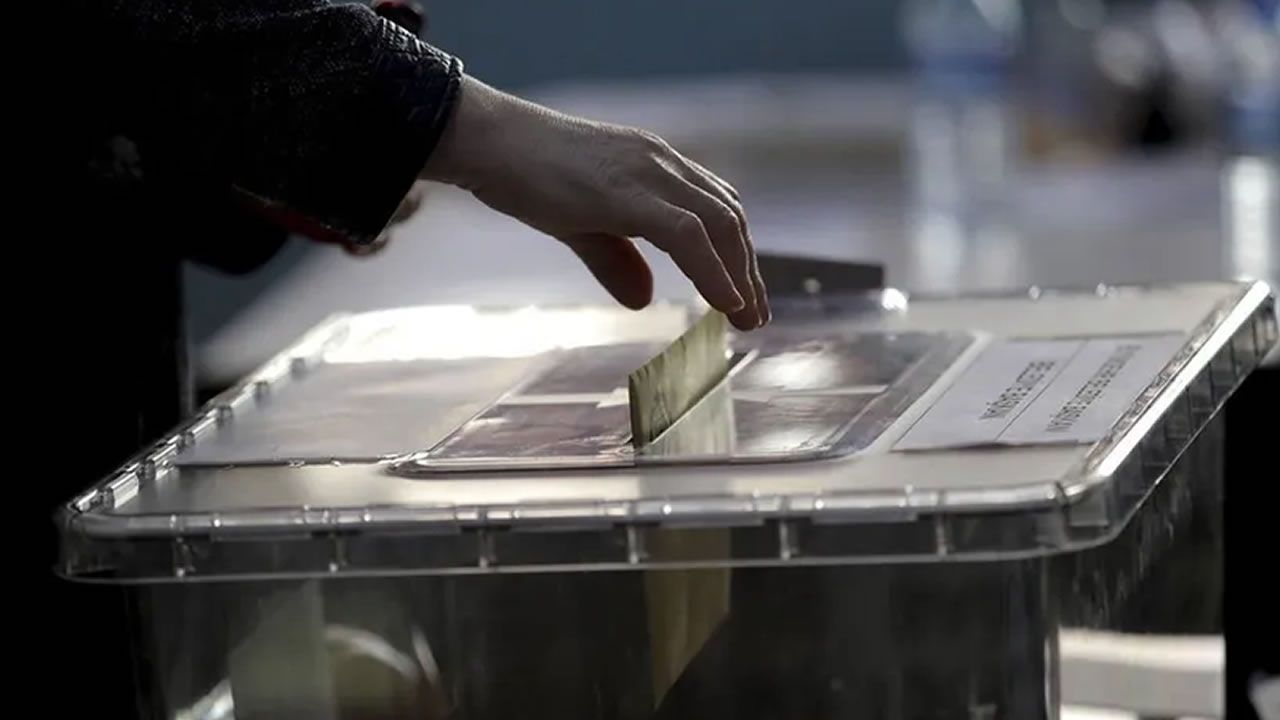 4 büyükşehirdeki son yerel seçim anketi açıklandı