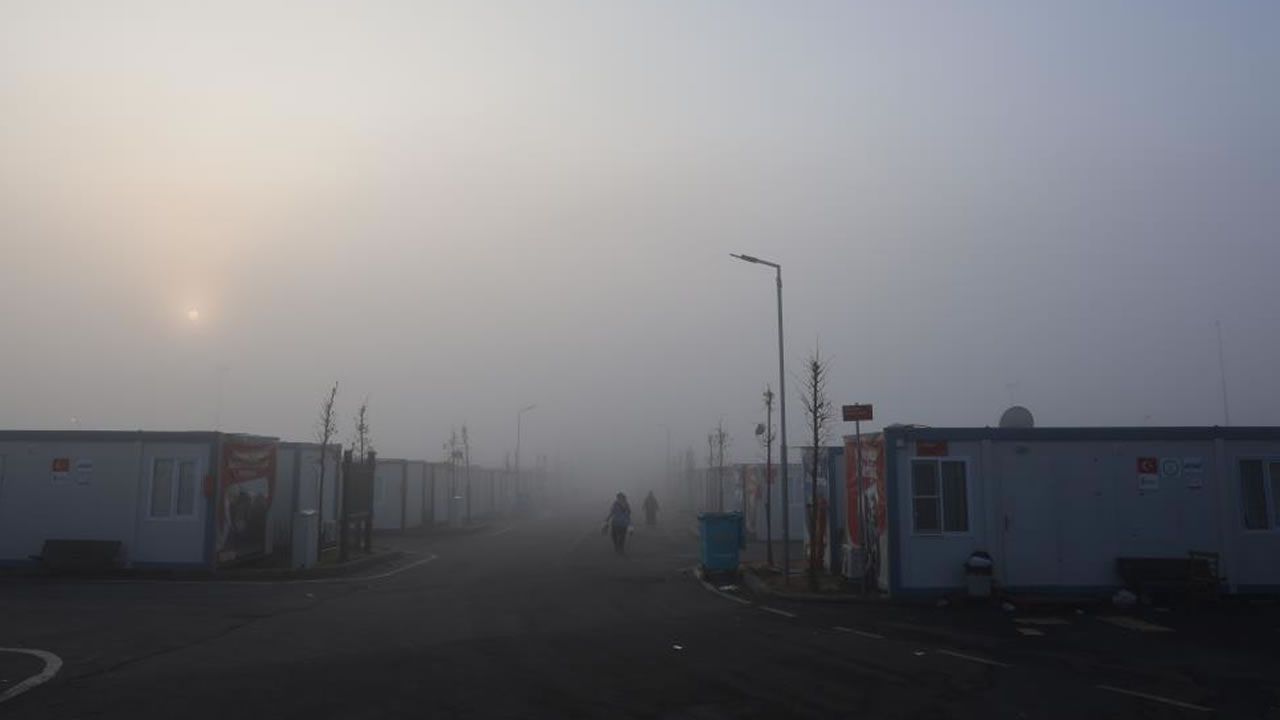 Kahramanmaraş'taki sis fotoğraf karelerine böyle yansıdı