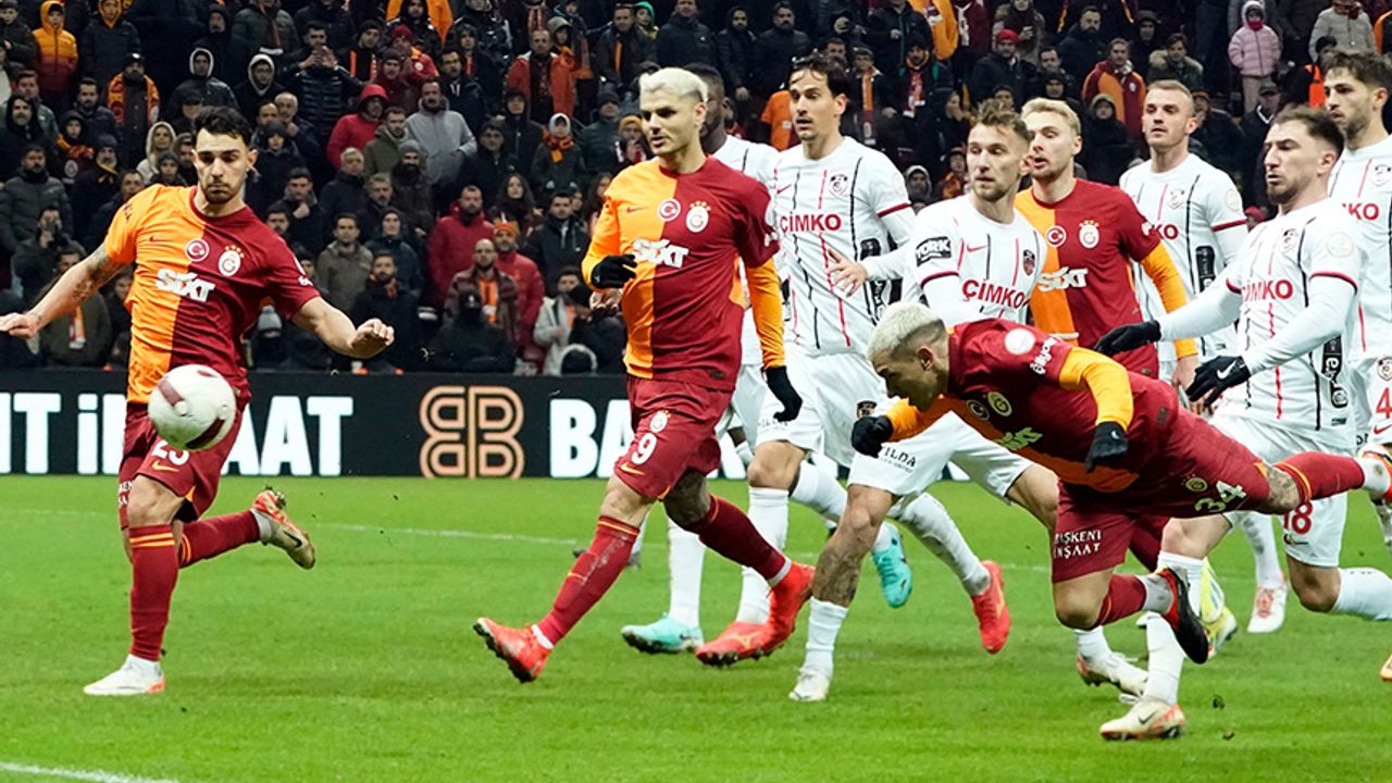 Aslan'dan geri dönüş! Galatasaray, 89'da hayat buldu