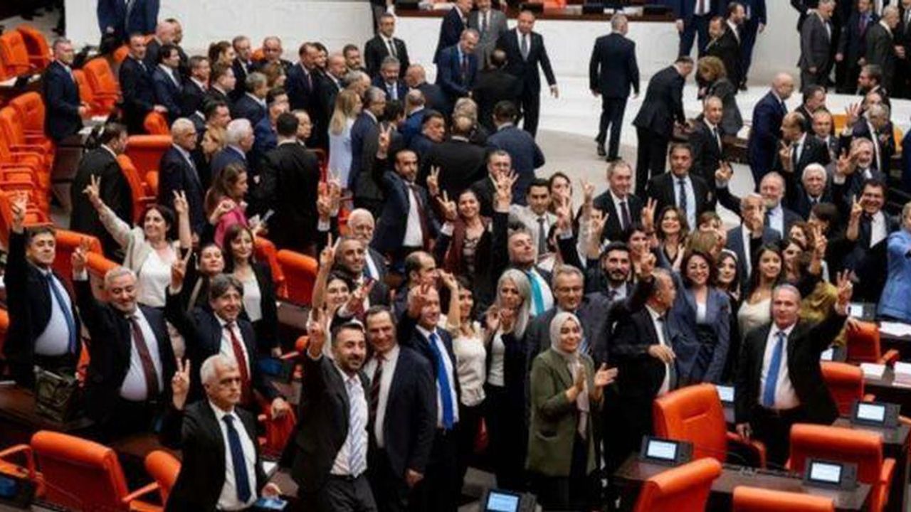 Çerçeve Yasa oylaması sonuçları: Kim “evet”, kim “hayır” dedi? İşte milletvekillerinin oy listesi