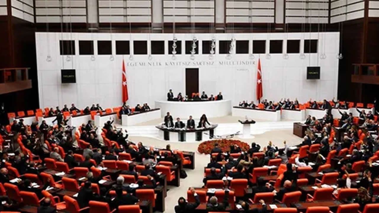 Fon yatırımcılarını ilgilendiren düzenleme meclis'ten geçti!