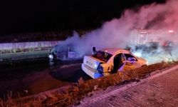 Uşak'ta kaza yapan araç yandı: 2 ölü, 3 yaralı