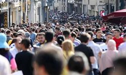 TÜİK'in nüfus verileri belli oldu: Türkiye'de kaç kişi yaşıyor?