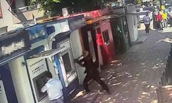 Yalova'da ATM faciası,çekiçle saldırarak paramparça etti