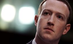 Servetinin yarısını kaybeden Zuckerberg, kripto para işini de bırakma kararı aldı