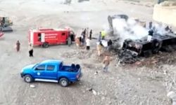 Pakistan'da yolcu otobüsü devrildi: 41 ölü