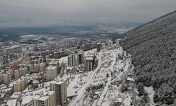 Kahramanmaraş'ta kar bastırdı: 28 mahalle yolu kapalı