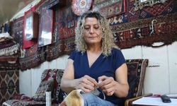 32 yıldır antika halıları yeniliyor! 'Türkiye'nin ilk kadın halı tamircisiyim'