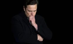 Elon Musk’ın hisse senedi sözleşmesini iptal ettiren avukatlar ücret olarak 6 milyar dolarlık hisse istedi