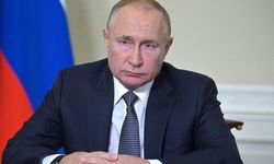 Rusya Devlet Başkanı Vladimir Putin resmi olmayan sonuçlara göre zaferini ilan etti