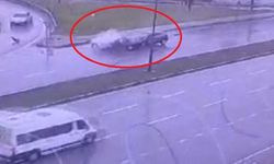 Şahin marka araçta 2 belediye çalışanının hayatını kaybettiği kaza kameraya yansıdı