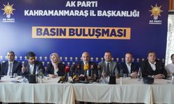 AK Parti Kahramanmaraş'ta yeni İl yönetimiyle birlikte basın toplantısı gerçekleştirdi