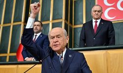 Meclis'te Bahçeli'nin yüzüğü ve rozetinin sırrı