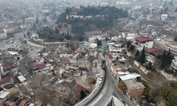 Sarayaltı-Kale bağlantı yolu projesinde çalışmalarını gece gündüz sürdürüyor