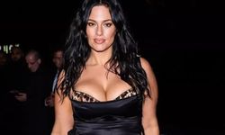 Ashley Graham davet tarzıyla göz doldurdu!