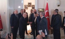 DEM Parti Heyeti MHP Lideri Bahçeli İle Görüştü