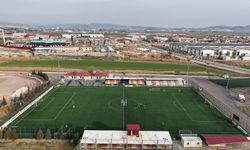 Merkez Futbol Sahasının Tribün Kapasitesi Artırıldı: Futbolseverlere Daha Konforlu Bir Seyir İmkanı Sunuluyor