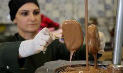 Kilosu bin lira olan bu dondurma sıcak havada yok satıyor