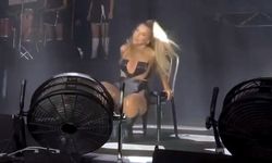 Hadise Harbiye’de sınırları zorladı! Sandalye dansı sosyal medyayı ikiye böldü